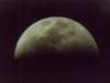 � A. Wilhelm; Mond, 30.12.2000, Newton-Reflektor f=500mm (GFK-Tubus), focal, Canon AE1, Umgebung von W�rzburg.