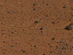 (c) NASA/JPL; ''Windspuren'' an den Steinen zeigt die St�rke und Richtung an. 7.01.2004