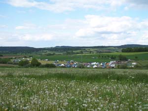 � N. Kloth 2004