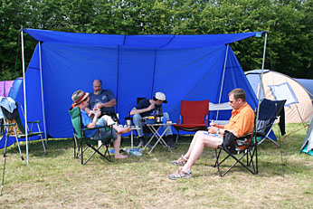� N. Kloth 2007